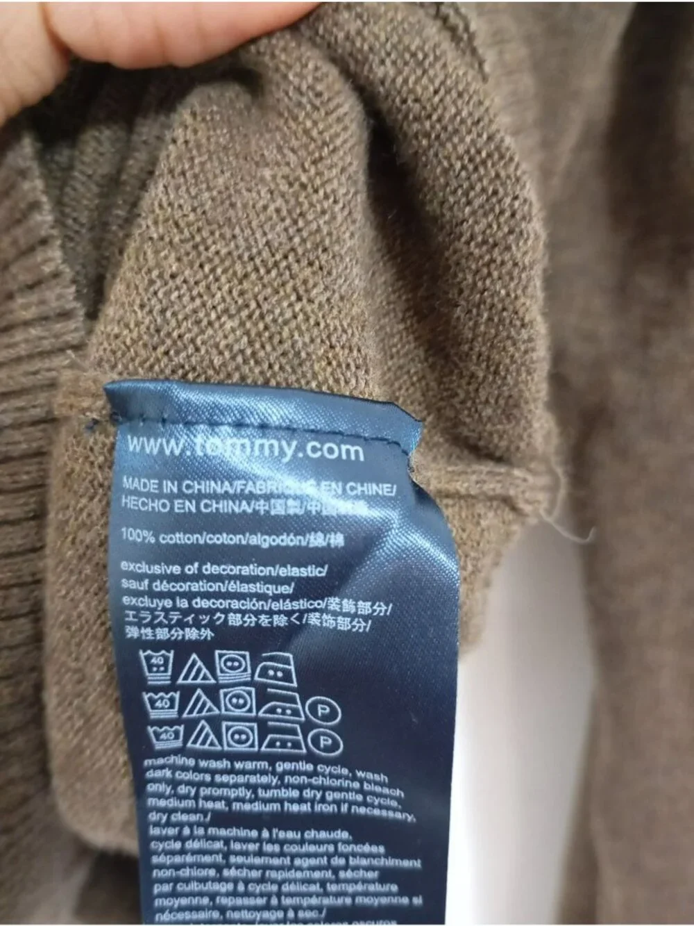 Tommy Hilfiger Sweater Mens Size L Brown V-Neck Long-Sleeve 100% Cotton